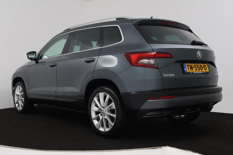 Škoda Karoq 1.5 TSI ACT Ambition Business (TREKHAAK, STOELVERWARMING, CRUISE CONTROL, PARKEERSENSOREN, NL-AUTO)