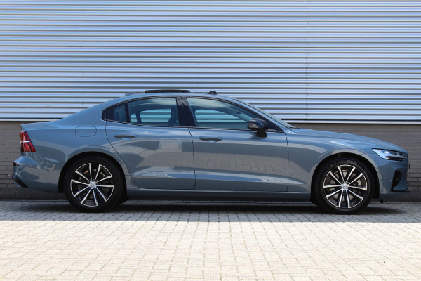 Volvo S60 2.0 Recharge T8 AWD Ultimate Dark | Schuif/Kantel dak | Head-up | H/K | BLIS | Leder | Pilot Assist