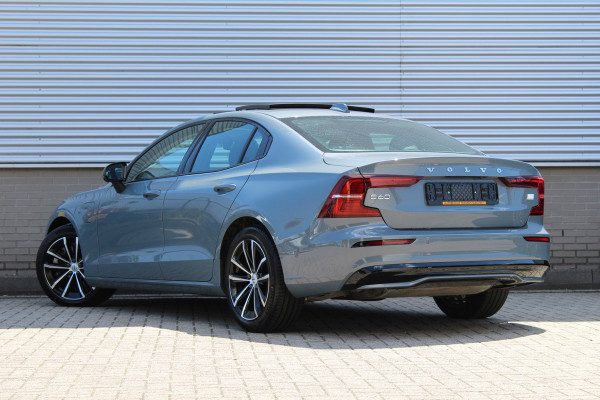 Volvo S60 2.0 Recharge T8 AWD Ultimate Dark | Schuif/Kantel dak | Head-up | H/K | BLIS | Leder | Pilot Assist