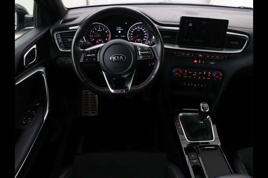 Kia Ceed 1.4 T-GDi GT-Line | Panoramadak | Stoel & stuurverwarming | Camera | Leder/Alcantara | Carplay | Full LED | Navigatie | Keyless
