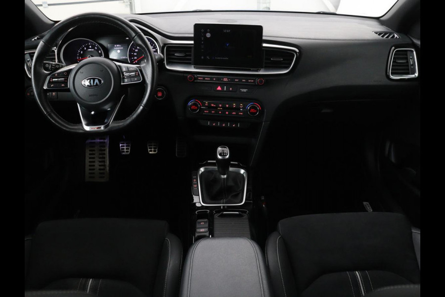 Kia Ceed 1.4 T-GDi GT-Line | Panoramadak | Stoel & stuurverwarming | Camera | Leder/Alcantara | Carplay | Full LED | Navigatie | Keyless