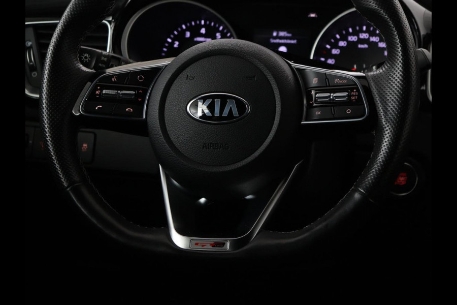 Kia Ceed 1.4 T-GDi GT-Line | Panoramadak | Stoel & stuurverwarming | Camera | Leder/Alcantara | Carplay | Full LED | Navigatie | Keyless