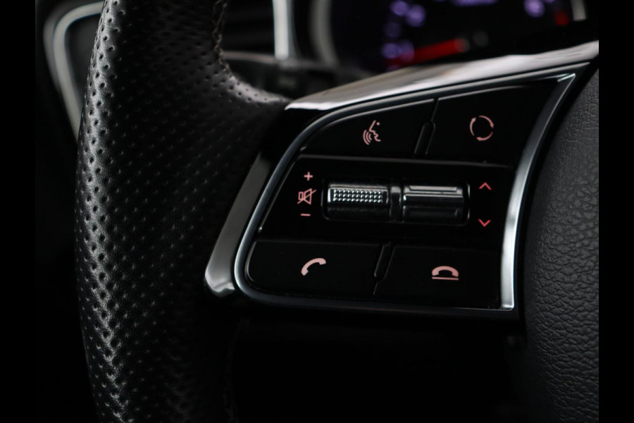 Kia Ceed 1.4 T-GDi GT-Line | Panoramadak | Stoel & stuurverwarming | Camera | Leder/Alcantara | Carplay | Full LED | Navigatie | Keyless