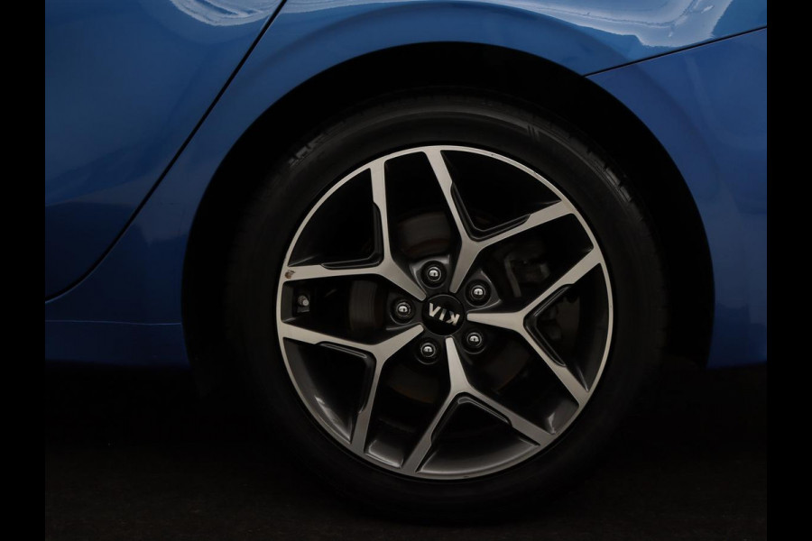 Kia Ceed 1.4 T-GDi GT-Line | Panoramadak | Stoel & stuurverwarming | Camera | Leder/Alcantara | Carplay | Full LED | Navigatie | Keyless