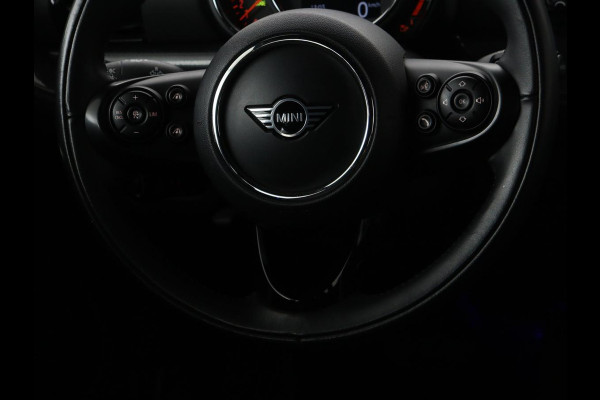 MINI Clubman 1.5 Cooper Chili | 1e eigenaar | Adaptive cruise | Carplay | Full LED | Navigatie | Harman/Kardon | Parkeerhulp | Climate control