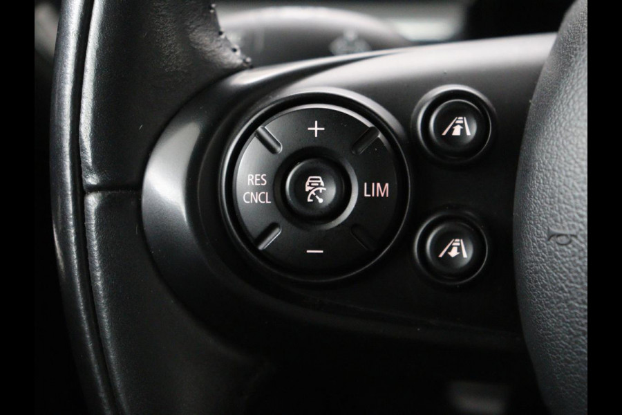 MINI Clubman 1.5 Cooper Chili | 1e eigenaar | Adaptive cruise | Carplay | Full LED | Navigatie | Harman/Kardon | Parkeerhulp | Climate control