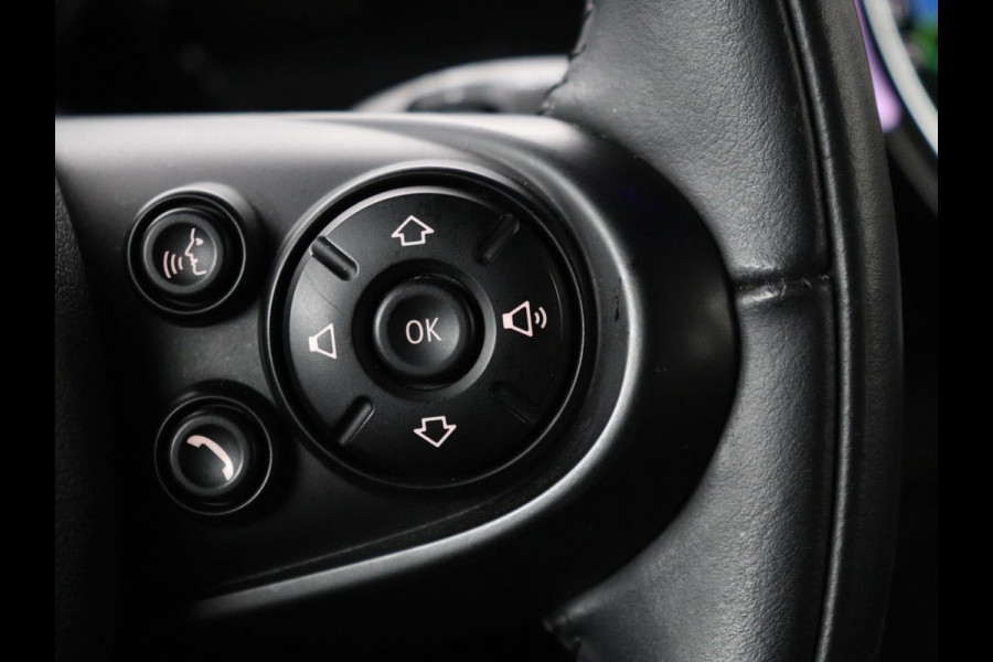 MINI Clubman 1.5 Cooper Chili | 1e eigenaar | Adaptive cruise | Carplay | Full LED | Navigatie | Harman/Kardon | Parkeerhulp | Climate control