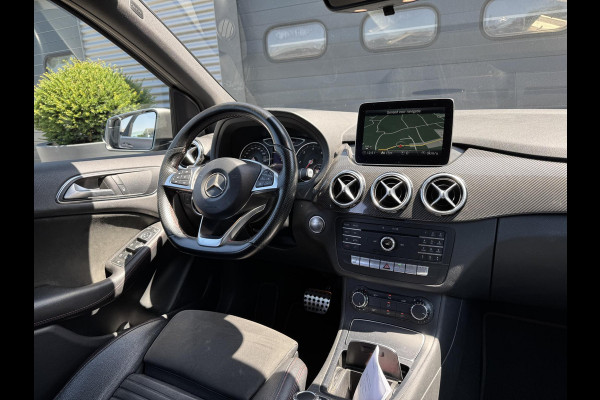 Mercedes-Benz B-Klasse 180 d AMG | Camera | Carplay | Navigatie | Stoelverwarming | Cruise Control |