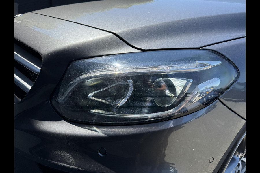 Mercedes-Benz B-Klasse 180 d AMG | Camera | Carplay | Navigatie | Stoelverwarming | Cruise Control |