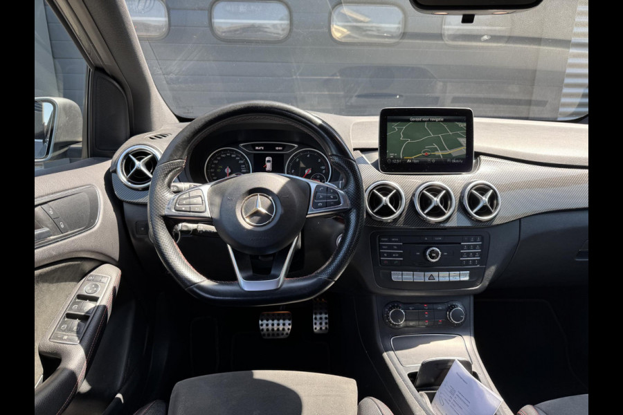 Mercedes-Benz B-Klasse 180 d AMG | Camera | Carplay | Navigatie | Stoelverwarming | Cruise Control |
