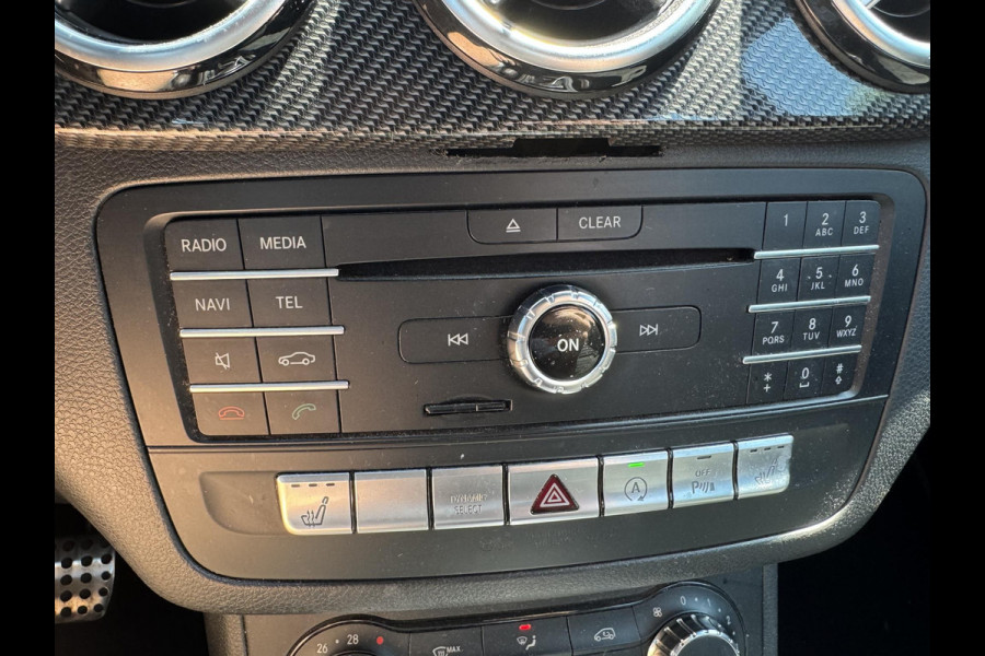 Mercedes-Benz B-Klasse 180 d AMG | Camera | Carplay | Navigatie | Stoelverwarming | Cruise Control |
