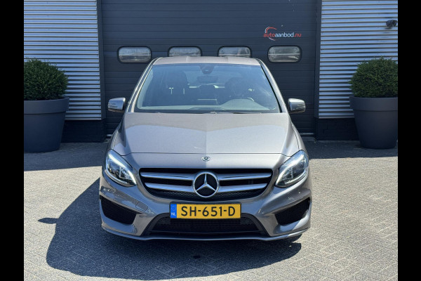 Mercedes-Benz B-Klasse 180 d AMG | Camera | Carplay | Navigatie | Stoelverwarming | Cruise Control |