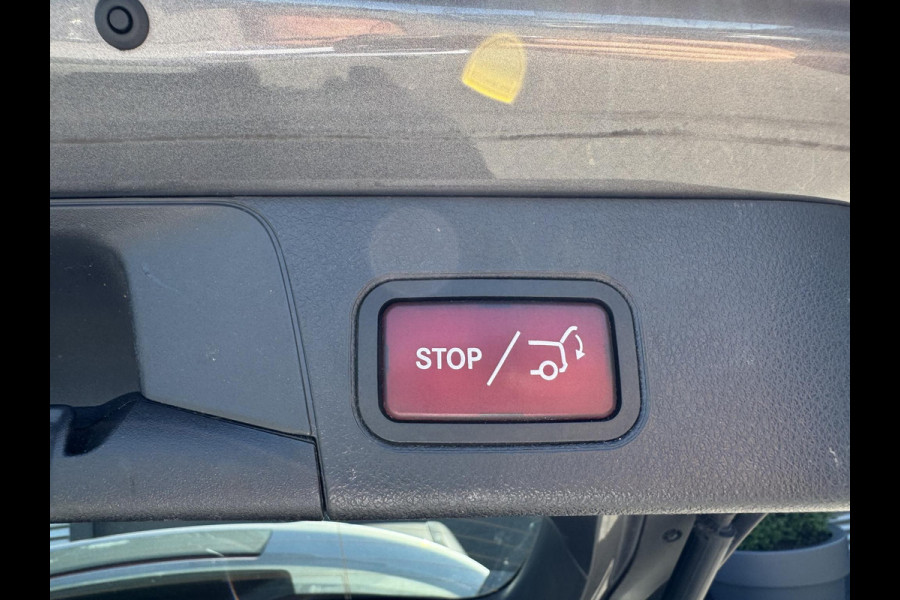 Mercedes-Benz B-Klasse 180d Business Solution | Camera | Lane Assist | Widescreen | Lichtmetalen Velgen | Elektrische Achterklep |