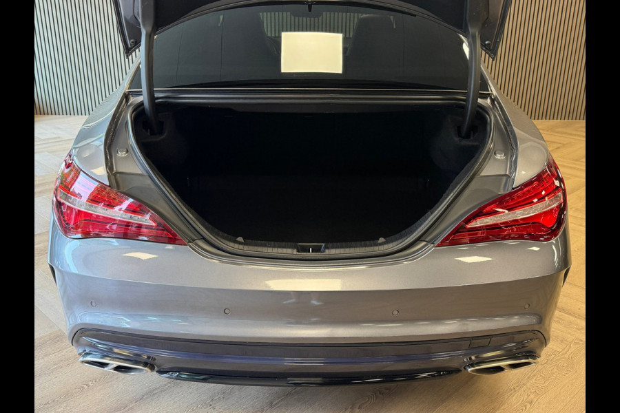 Mercedes-Benz CLA-Klasse AMG 200 Prestige AUT. PANORAMADAK AIRCO CAMERA CRUISE NAVIGATIE PDC STOELVERWARMING