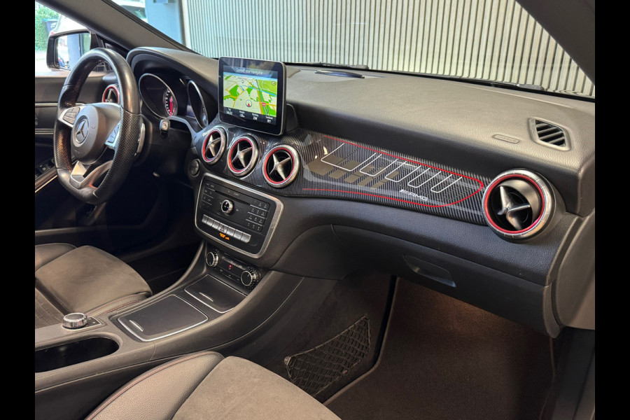 Mercedes-Benz CLA-Klasse AMG 200 Prestige AUT. PANORAMADAK AIRCO CAMERA CRUISE NAVIGATIE PDC STOELVERWARMING
