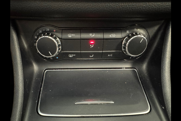 Mercedes-Benz CLA-Klasse AMG 200 Prestige AUT. PANORAMADAK AIRCO CAMERA CRUISE NAVIGATIE PDC STOELVERWARMING