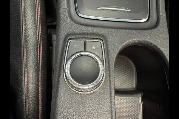 Mercedes-Benz CLA-Klasse AMG 200 Prestige AUT. PANORAMADAK AIRCO CAMERA CRUISE NAVIGATIE PDC STOELVERWARMING