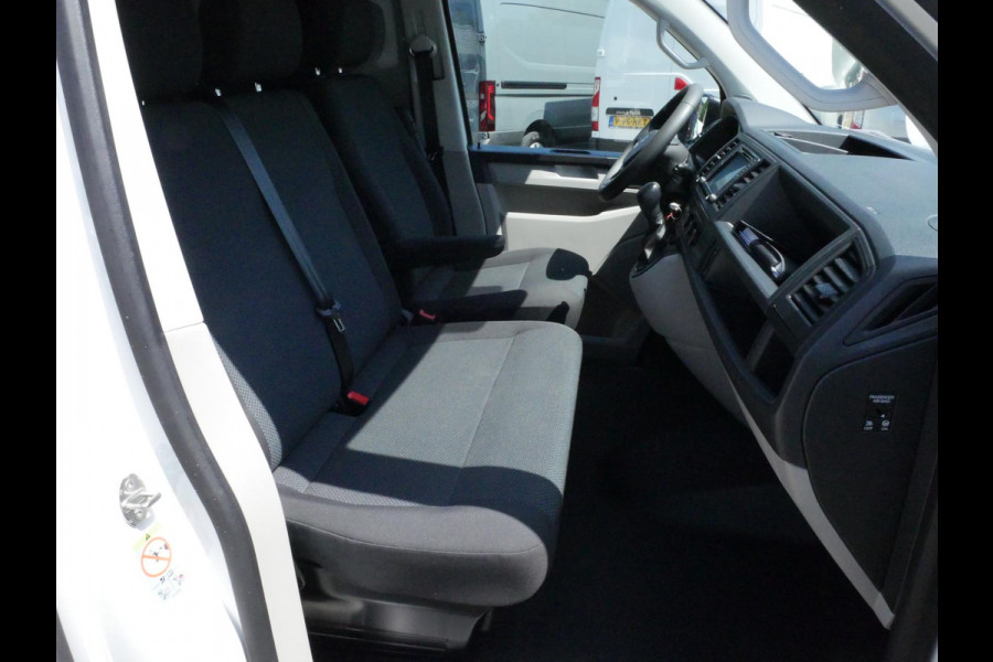 Volkswagen Transporter 2.0 TSI 204PK, L1, DSG Automaat, Benzine, Airco
