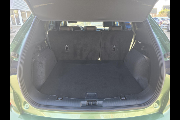 Ford Kuga 2.5 PHEV ST-Line X 243pk Voorraad | Wegklapbare Trekhaak | Winterpack | 2.100kg Trekgewicht | Bursting Green