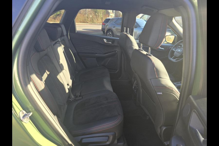 Ford Kuga 2.5 PHEV ST-Line X 243pk Voorraad | Wegklapbare Trekhaak | Winterpack | 2.100kg Trekgewicht | Bursting Green