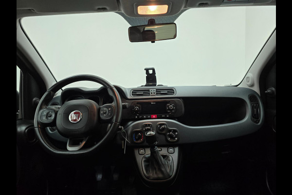 Fiat Panda Occasion 1.2 Popstar in zwart | Sportieve look | Trekhaak | Tweedehands Fiat Panda | Veel ruimte in de auto | Airco