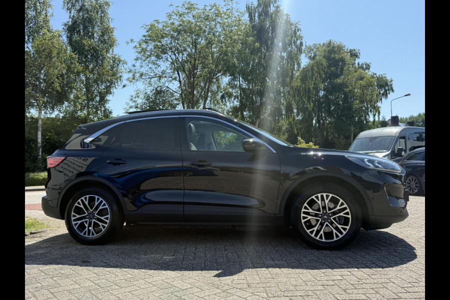 Ford Kuga 2.5 PHEV Titanium X 225pk | Panoramadak | Trekhaak | Winter Pack | Adaptive cruise control | Elektrische achterklep | Bang&Olfusen