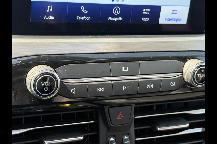 Ford Kuga 2.5 PHEV Titanium X 225pk | Panoramadak | Trekhaak | Winter Pack | Adaptive cruise control | Elektrische achterklep | Bang&Olfusen