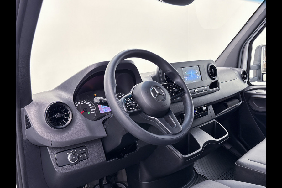 Mercedes-Benz Sprinter 517 1.9 CDI Bakwagen Meubelbak met Laadklep 24 Maanden Certified Garantie Achteruitrijcamera Apple Carplay/Android Auto Cruise C
