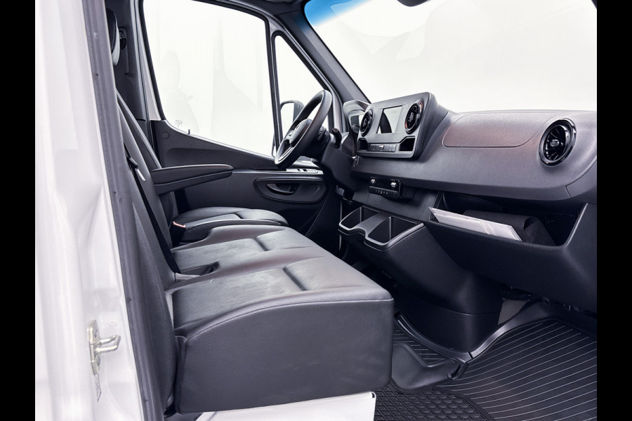 Mercedes-Benz Sprinter 517 1.9 CDI Bakwagen Meubelbak met Laadklep 24 Maanden Certified Garantie Achteruitrijcamera Apple Carplay/Android Auto Cruise C