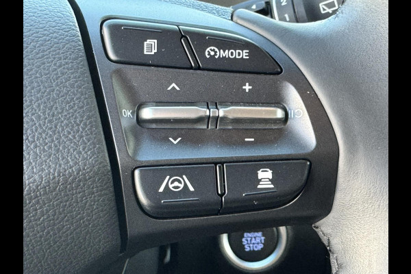 Hyundai Kona 1.6 GDI HEV Fashion Adaptive cruise control Climate control Stoel-en stuurverwarming Dodehoekdetectie Apple / Android