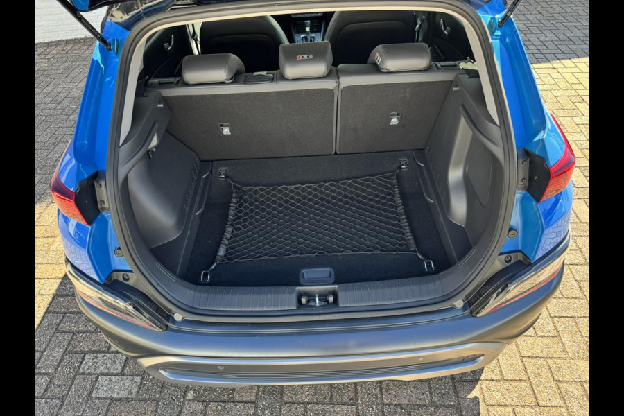 Hyundai Kona 1.6 GDI HEV Fashion Adaptive cruise control Climate control Stoel-en stuurverwarming Dodehoekdetectie Apple / Android