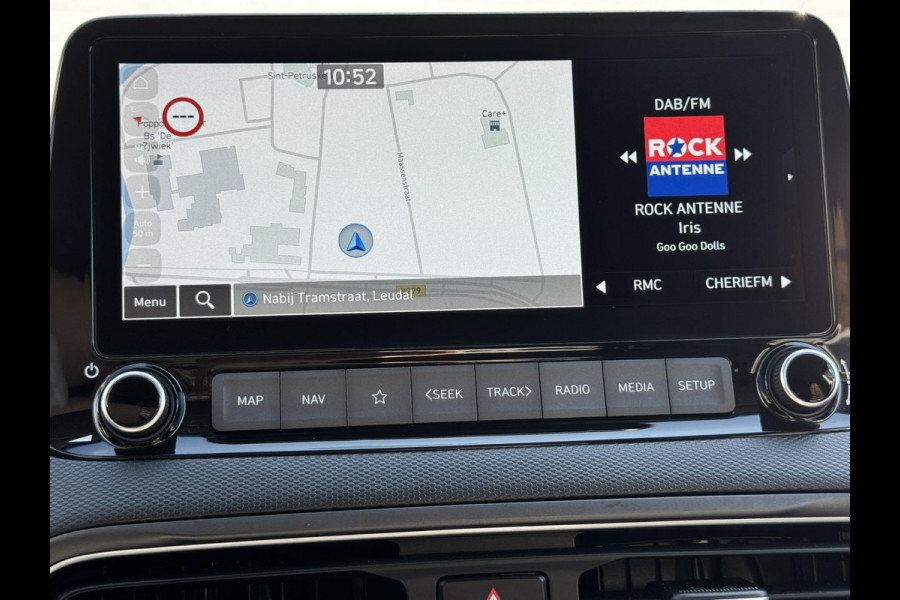 Hyundai Kona 1.6 GDI HEV Fashion Adaptive cruise control Climate control Stoel-en stuurverwarming Dodehoekdetectie Apple / Android