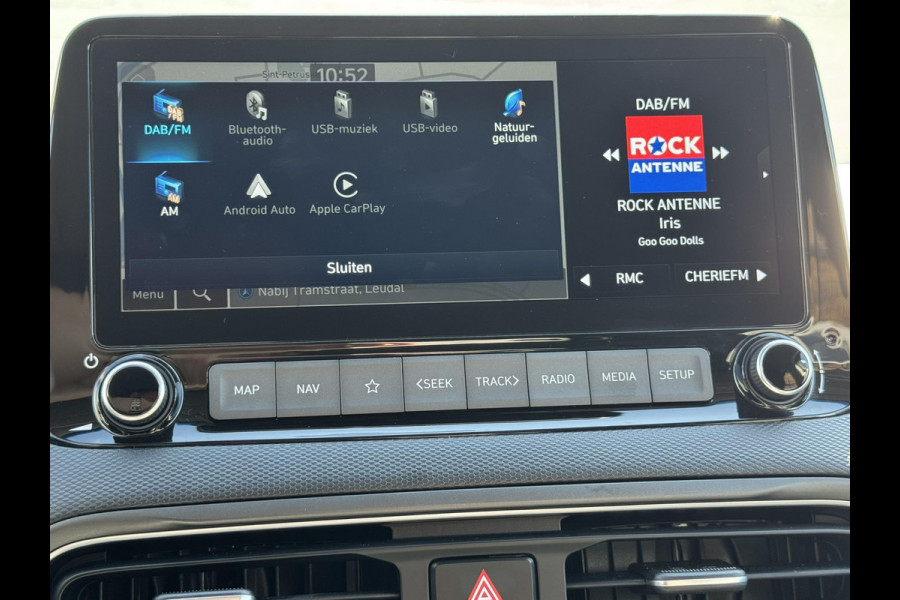 Hyundai Kona 1.6 GDI HEV Fashion Adaptive cruise control Climate control Stoel-en stuurverwarming Dodehoekdetectie Apple / Android