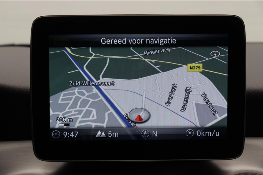 Mercedes-Benz CLA-Klasse Shooting Brake 180 Business Solution AMG Alcantara Camera Origineel NL