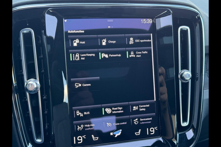 Volvo XC40 1.5 T4 Recharge R-Design Expression nl-auto | camera | panodak