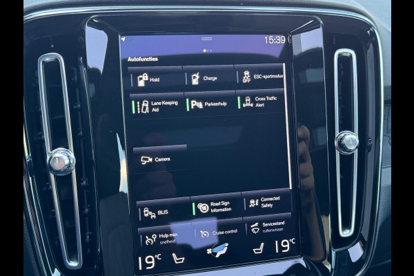 Volvo XC40 1.5 T4 Recharge R-Design Expression nl-auto | camera | panodak