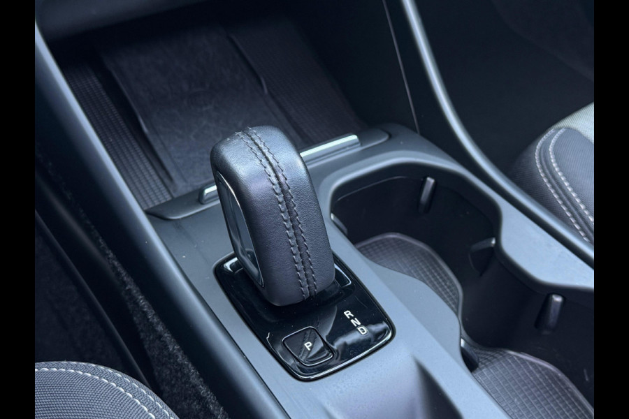 Volvo XC40 1.5 T4 Recharge R-Design Expression nl-auto | camera | panodak