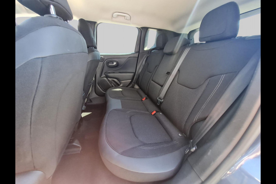 Jeep Renegade 4xe 240 Plug-in Hybrid Electric S | Kenwood Audio | blind-spot | 19" velgen | navigatie