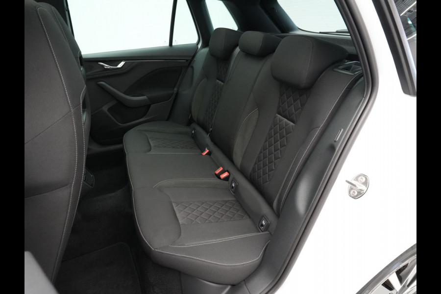 Škoda Kamiq 1.0 TSI 110pk DSG Sport Business Panorama dak 18"lm velgen Keyless Camera Clima