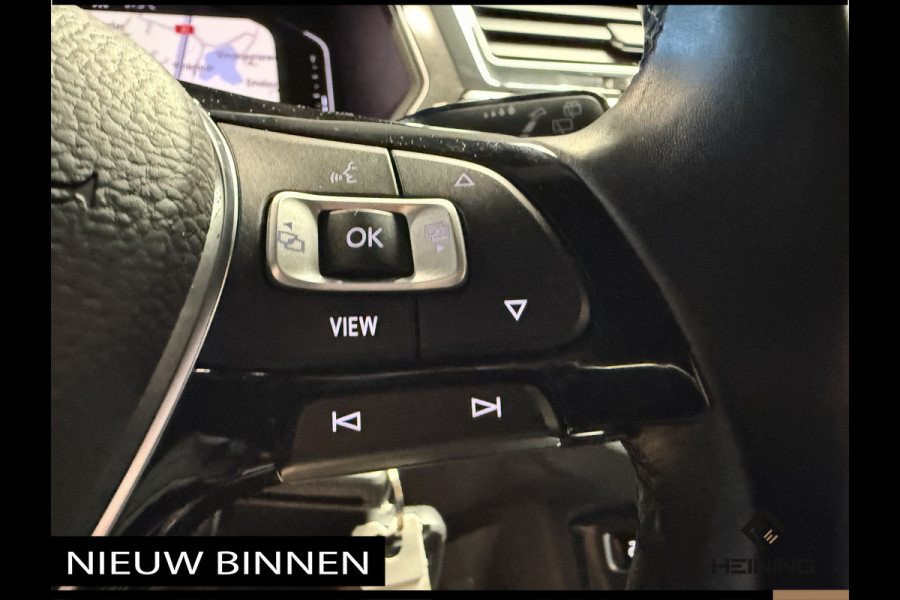 Volkswagen Tiguan 1.5 TSI ACT Comfortline Business R-Line. Navi. Apple-carplay. Trekhaak. Hollandse auto met NAP