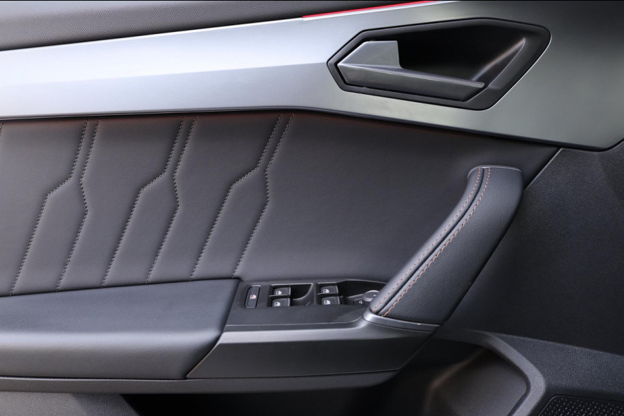 CUPRA Leon 2.0 TSI VZ 300+PK LED/VIRTUAL/SFEER/PANO/HALF LEER+S.VERWARMING/19"/CAM/ACC/ECC/12 MDN GARANTIE!