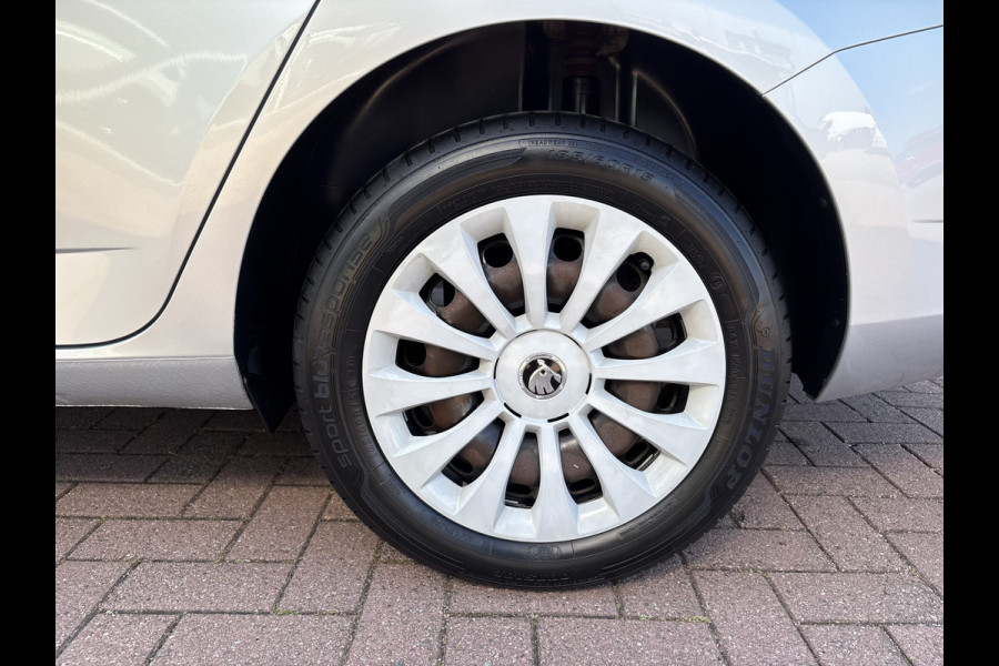 Škoda Fabia Combi 1.0 TSi 95pk Ambition NAVI/CARPLAY/CRUISE/PDC