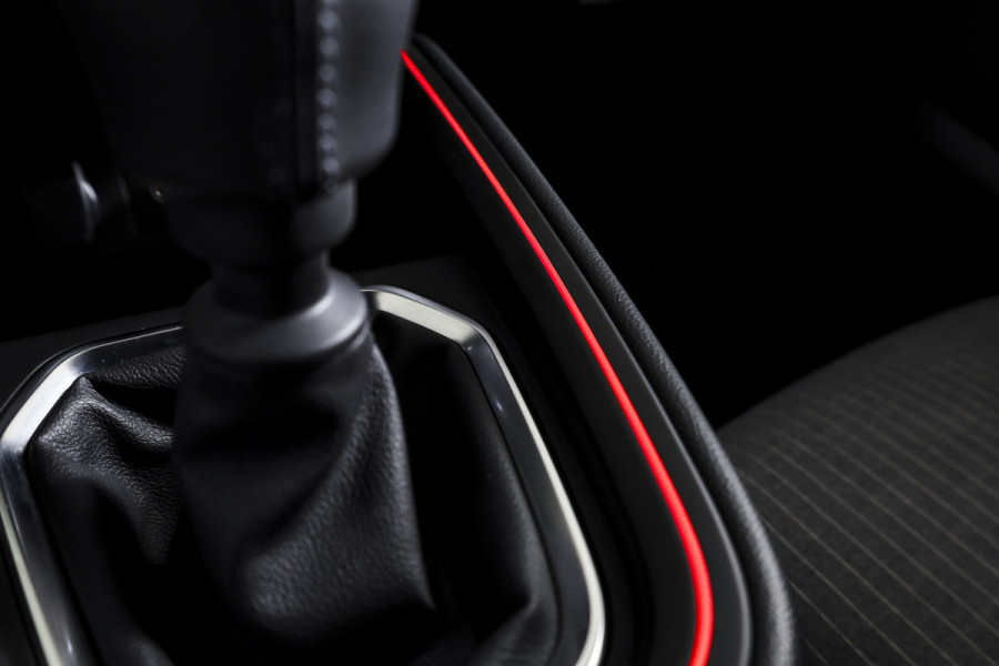 Renault Clio 1.0 TCe 90 PK GPF techno | Dig. Cockpit | Cruise | Stoel-+Stoelverw. | PDC | Camera | NAV + App. Connect | ECC | DAB | LM 16" | 4923
