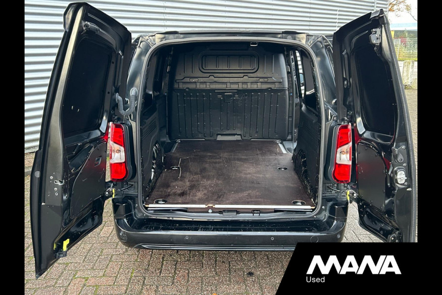 Opel Combo 1.5D 131PK L2H1 Lang Automaat Carplay sensoren Navigatie Leder / verwarmt stuur