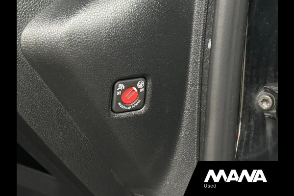 Opel Combo 1.5D 131PK L2H1 Lang Automaat Carplay sensoren Navigatie Leder / verwarmt stuur
