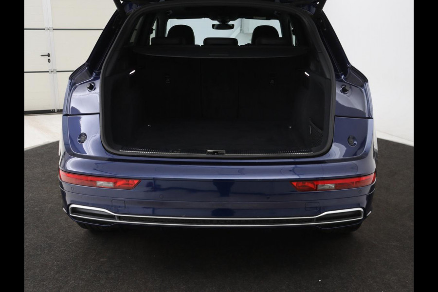 Audi Q5 2.0 TFSI quattro Launch Edition | 1e eigenaar | Panoramadak | Leder | Adaptive cruise | 360 camera | Luchtvering | Stoelverwarming | Navigatie | Elektrische stoelen | Virtual Cockpit | Full LED