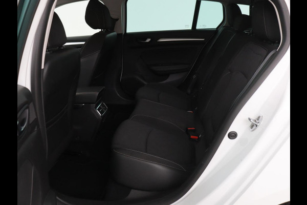 Renault Mégane 1.3 TCe Intens | Automaat | Carplay | Full LED | Navigatie | Cruise control | Climate control | Parkeerhulp | Keyless | DAB | Getint glas