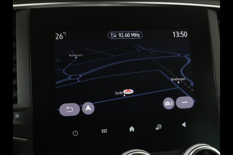 Renault Mégane 1.3 TCe Intens | Automaat | Carplay | Full LED | Navigatie | Cruise control | Climate control | Parkeerhulp | Keyless | DAB | Getint glas