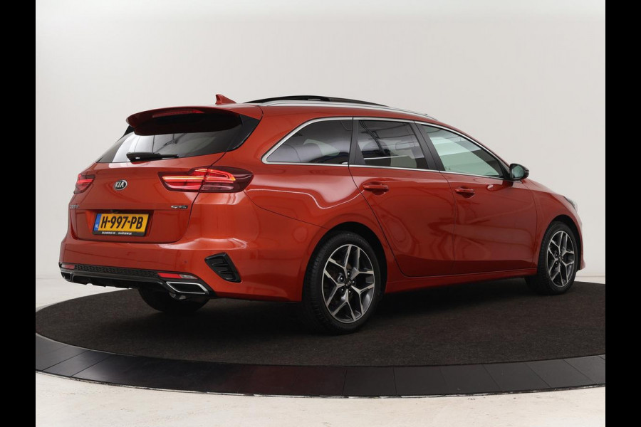 Kia Ceed 1.0 T-GDi GT-Line | Panoramadak | Stoel & stuurverwarming | Leder/Alcantara | Carplay | Camera | Full LED | Keyless | Navigatie