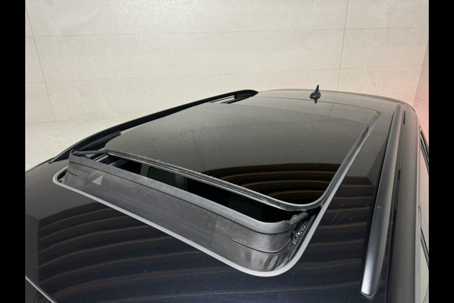 Volkswagen Tiguan 1.5 TSI ACT 3x R-Line Black Edition Pano Dynaudio